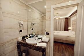 Premium Beach Hotel
