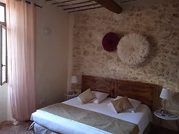 Face au Lavoir