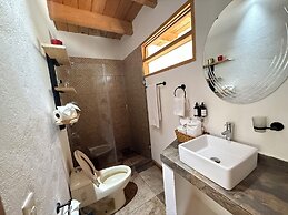 Encino House Hotel Boutique