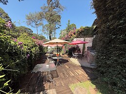 Encino House Hotel Boutique