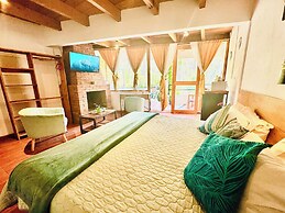 Encino House Hotel Boutique