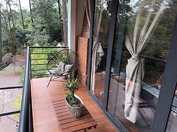 Encino House Hotel Boutique