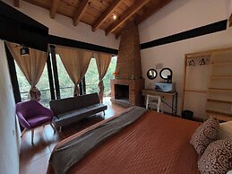 Encino House Hotel Boutique