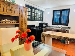 Encino House Hotel Boutique