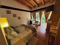 Encino House Hotel Boutique