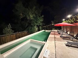 Encino House Hotel Boutique