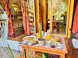 Encino House Hotel Boutique