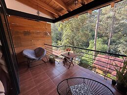 Encino House Hotel Boutique