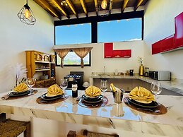 Encino House Hotel Boutique