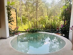 Encino House Hotel Boutique