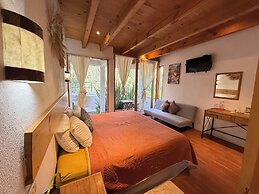 Encino House Hotel Boutique