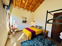 Encino House Hotel Boutique