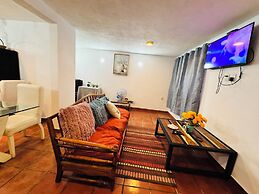 Encino House Hotel Boutique