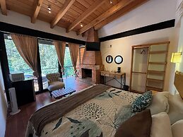 Encino House Hotel Boutique