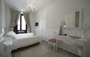 Basic Hotel Puerta de Sevilla