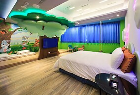 Chen He Spa Motel