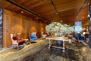 Inhouse Hotel Grand