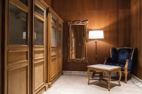 Inhouse Hotel Grand