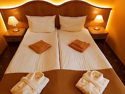 Hotel Polaris