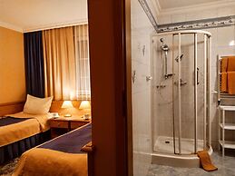 Hotel Polaris