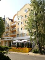Hotel Polaris