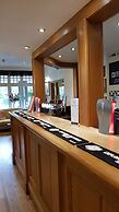 The George Carvery & Hotel