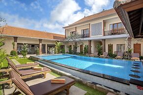 Tom's Inn Pecatu