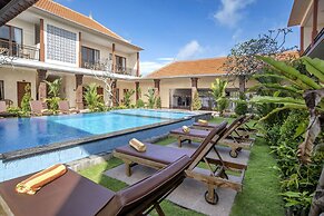 Tom's Inn Pecatu