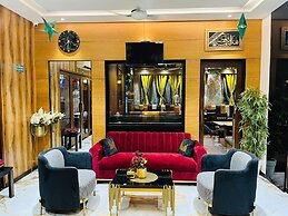 Hotel Madni Royale