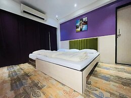 Hotel Madni Royale
