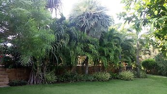 Malee Garden