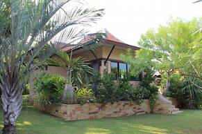 Malee Garden