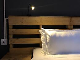 Yakety Yak Hostel