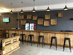 Yakety Yak Hostel