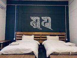 Yakety Yak Hostel
