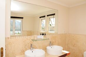 Hout Bay Breeze
