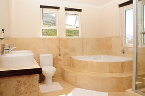 Hout Bay Breeze