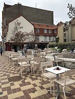 Les Arcades
