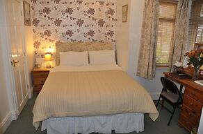 Walcot House