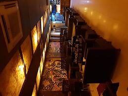 Hotel puneet international