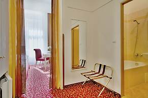 Hotel Romania