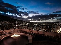 Luxury Residence Suites