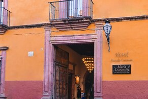 Hotel Carmina