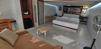Rangiroa Tiputa Lodge B&B