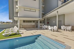 Aquarius Kawana