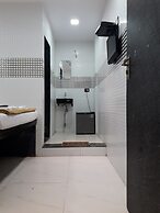 Hotel Janata