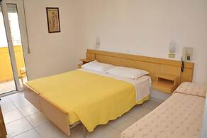 Hotel Teti