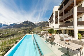 Hotel Tyrol