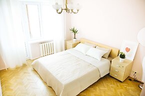 Funny Dolphins Apartments Dmitrovskaya
