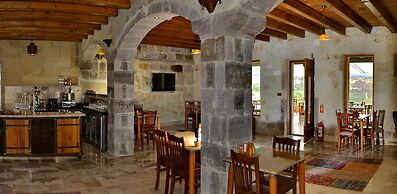 Seki Cave Hotel